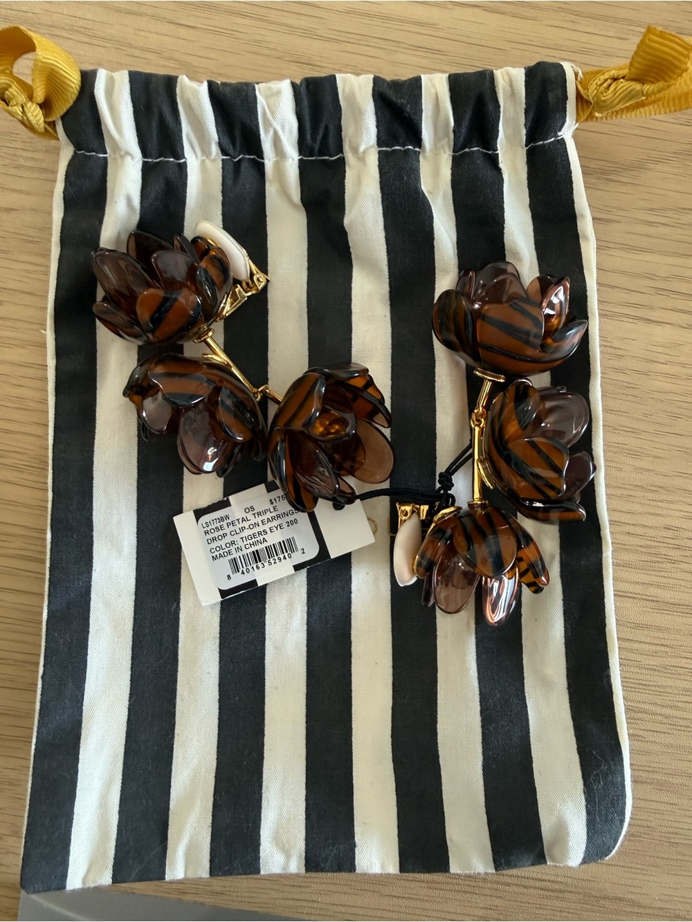 NWT Lele Sadoughi Tigers Eye Rose Petal Triple Drop Clip On Earrings